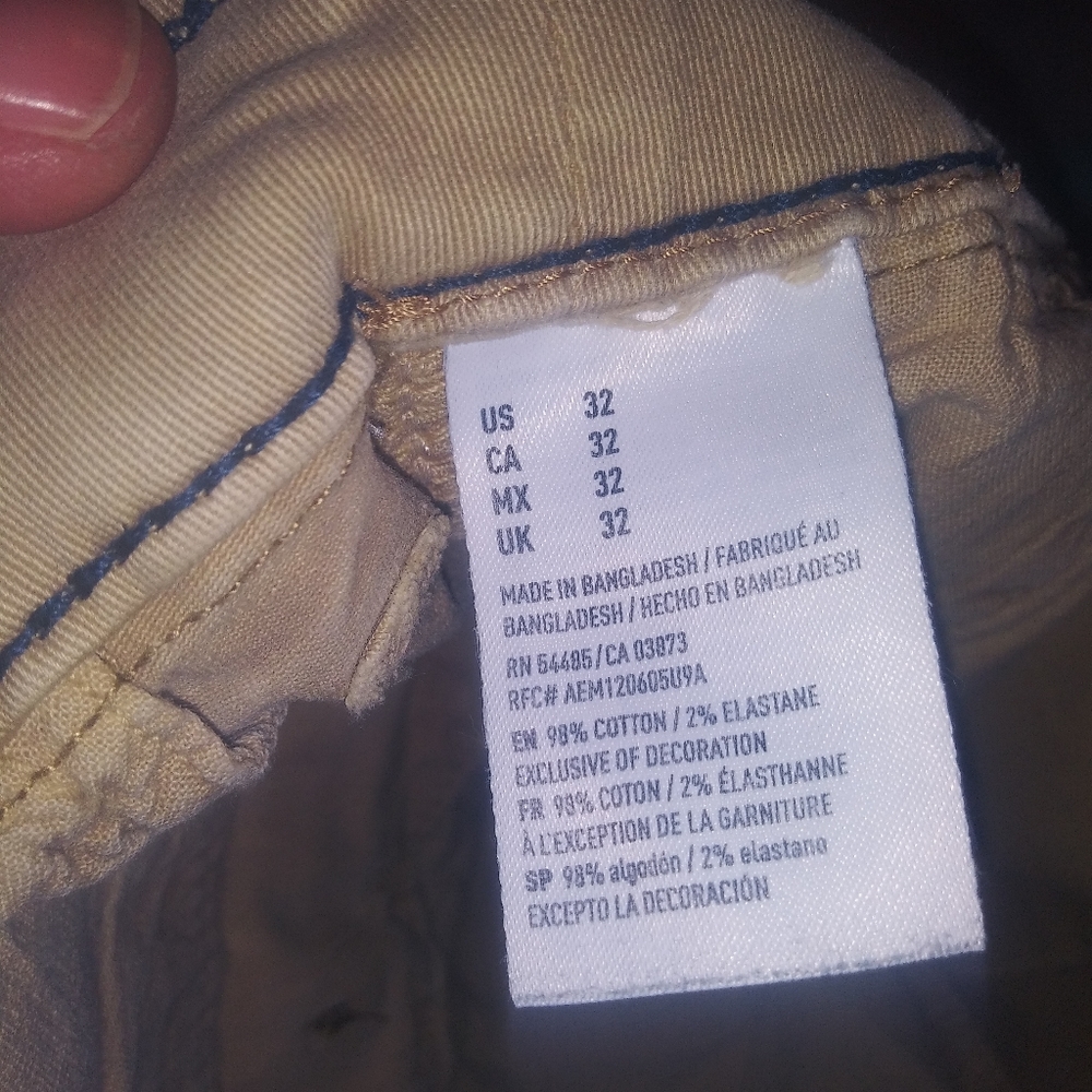 American Eagle khaki shorts - Picture 3 of 6